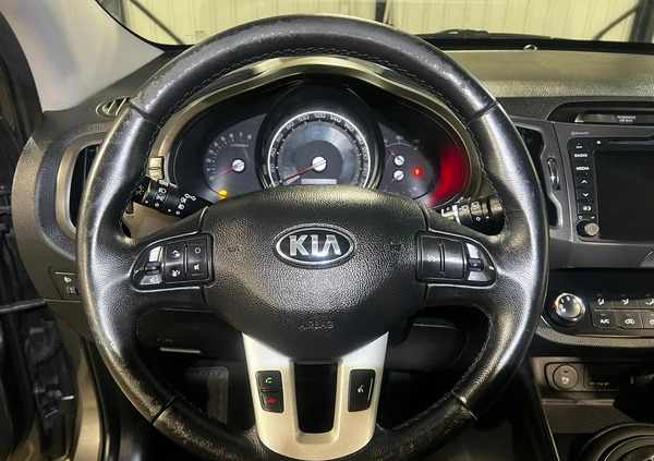 Kia Sportage cena 55900 przebieg: 63000, rok produkcji 2013 z Dobrodzień małe 466